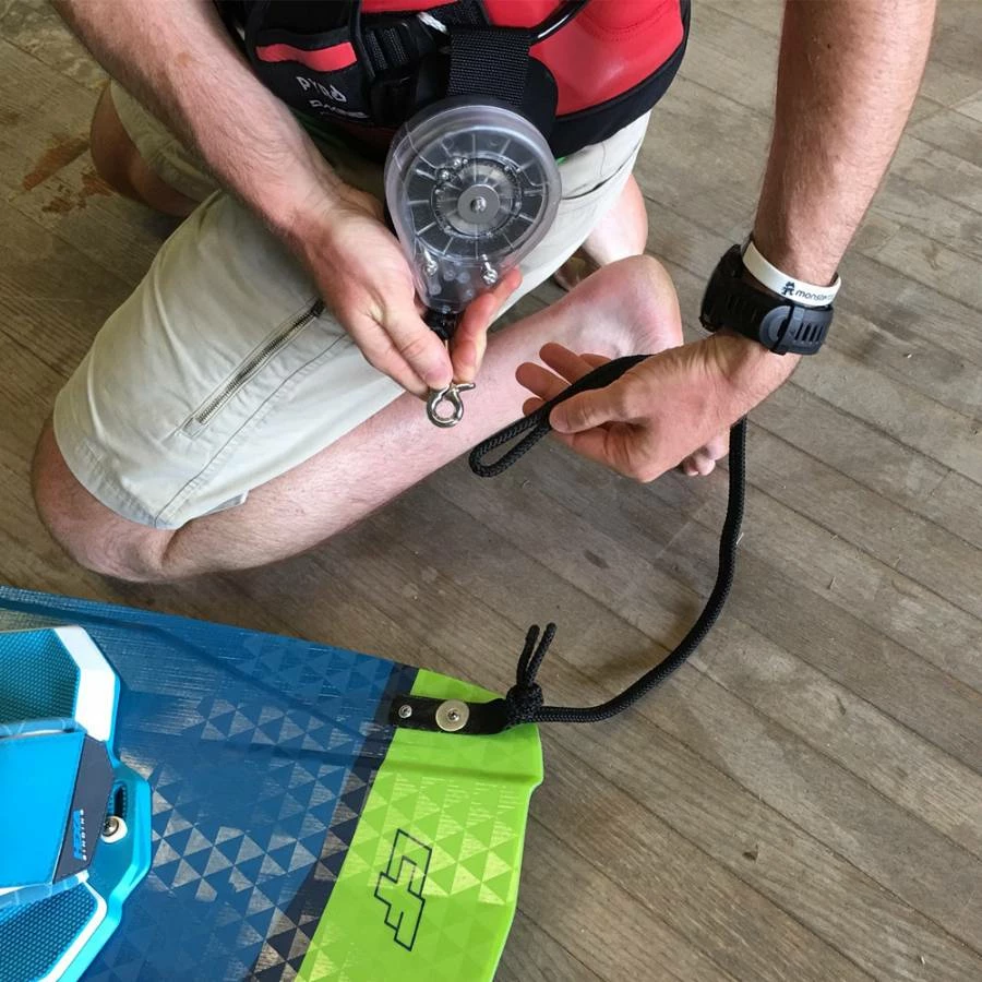 Oceanus Quick-Release EEL Retractable Reel Board Leash Discounts Apply ! 5 Oceanus Quick-Release EEL Retractable Reel Board Leash Discounts Apply ! - Image 3