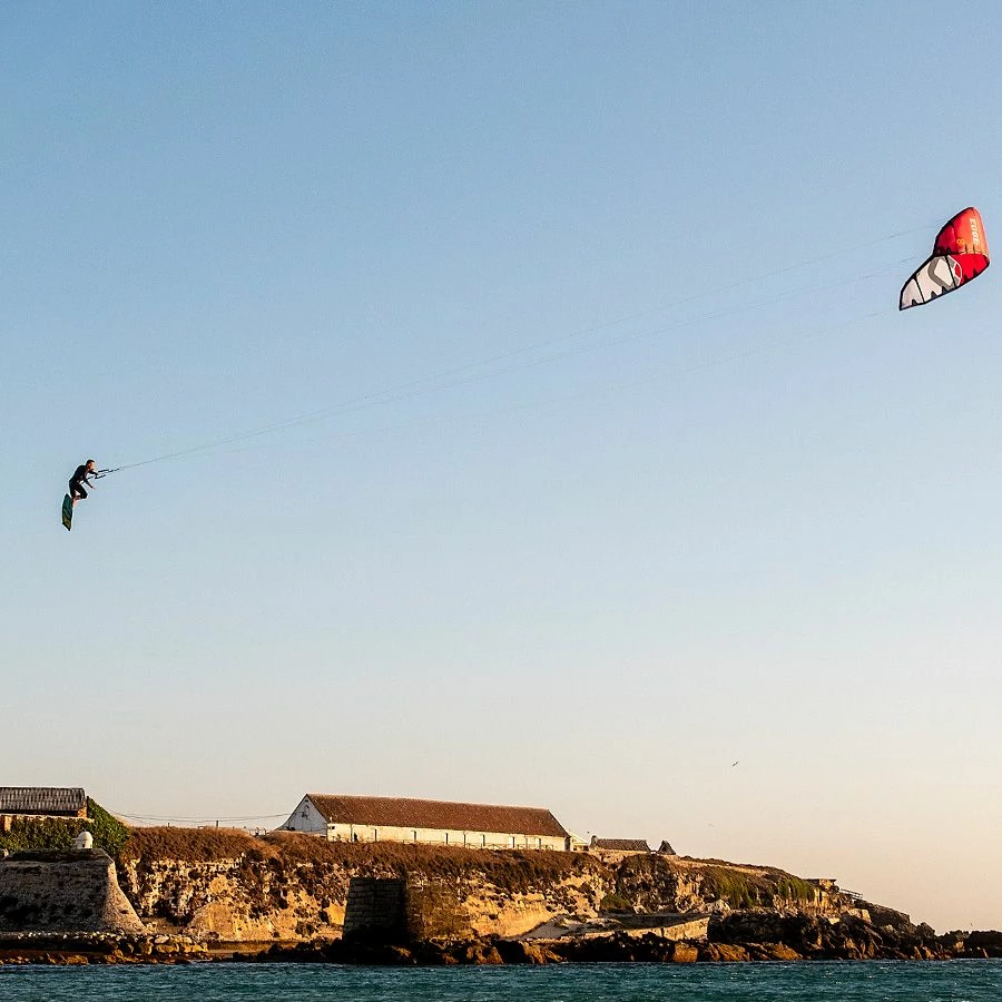 Ozone Edge V11 Freeride / Big Air / Race Kite - 20% Off Discounts Apply ! 8 Ozone Edge V11 Freeride / Big Air / Race Kite - 20% Off Discounts Apply ! - Image 6