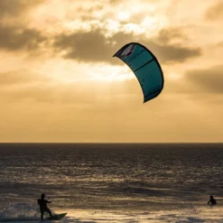 Ozone Reo V6 Surf / Wave Kite - 30% Off Discounts Apply ! 9 Ozone Reo V6 Surf / Wave Kite - 30% Off Discounts Apply ! -surf sale shop ozone reo v6 size bar 4
