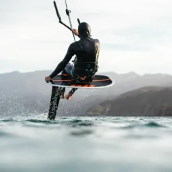 Slingshot Dwarfcraft V2 Hydrofoil Deck Discounts Apply ! -surf sale shop slingshot dwarfcraft v2 size 6